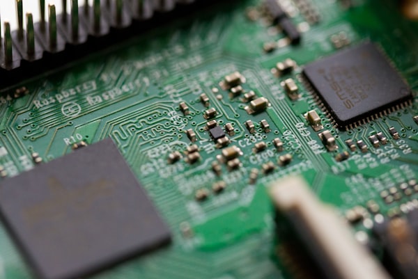Circuit électronique : mises à jour de sécurité appliquées quotidiennement