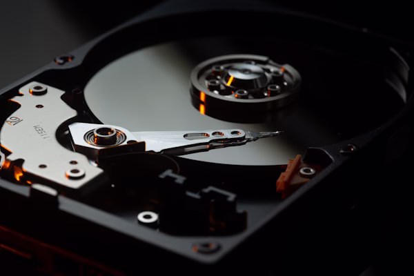 Disque dur en gros plan : espace de stockage extensible de 40 Go à plusieurs To